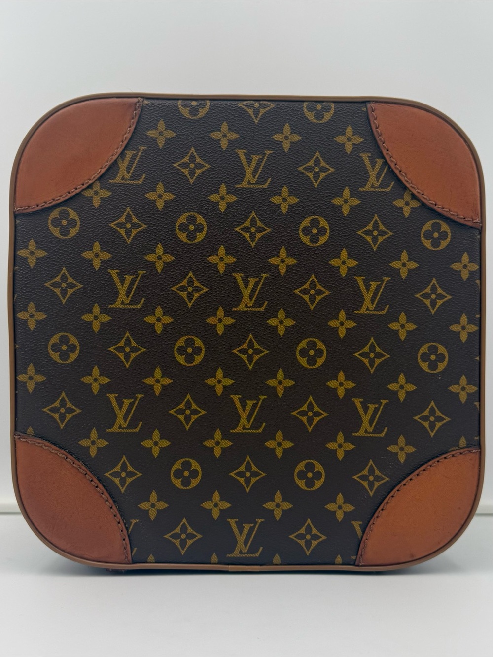 LOUIS VUITTON 1854 PARIS • ‘Rare’ STRATOS Small Soft Trunk Bag (Collector Piece) - Picture 3 of 16
